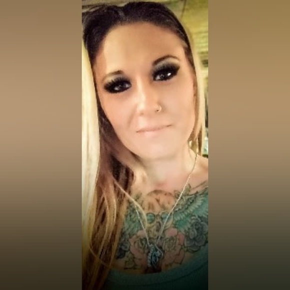 Meet your Posher, Rose - Picture 2 of 3